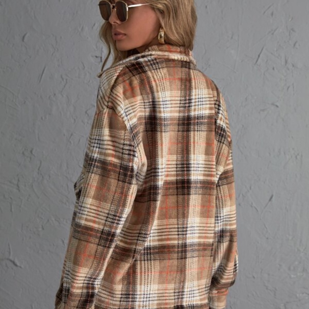 Tan Brown Plaid Oversized Button up Jacket Shacket - Picture 3 of 4